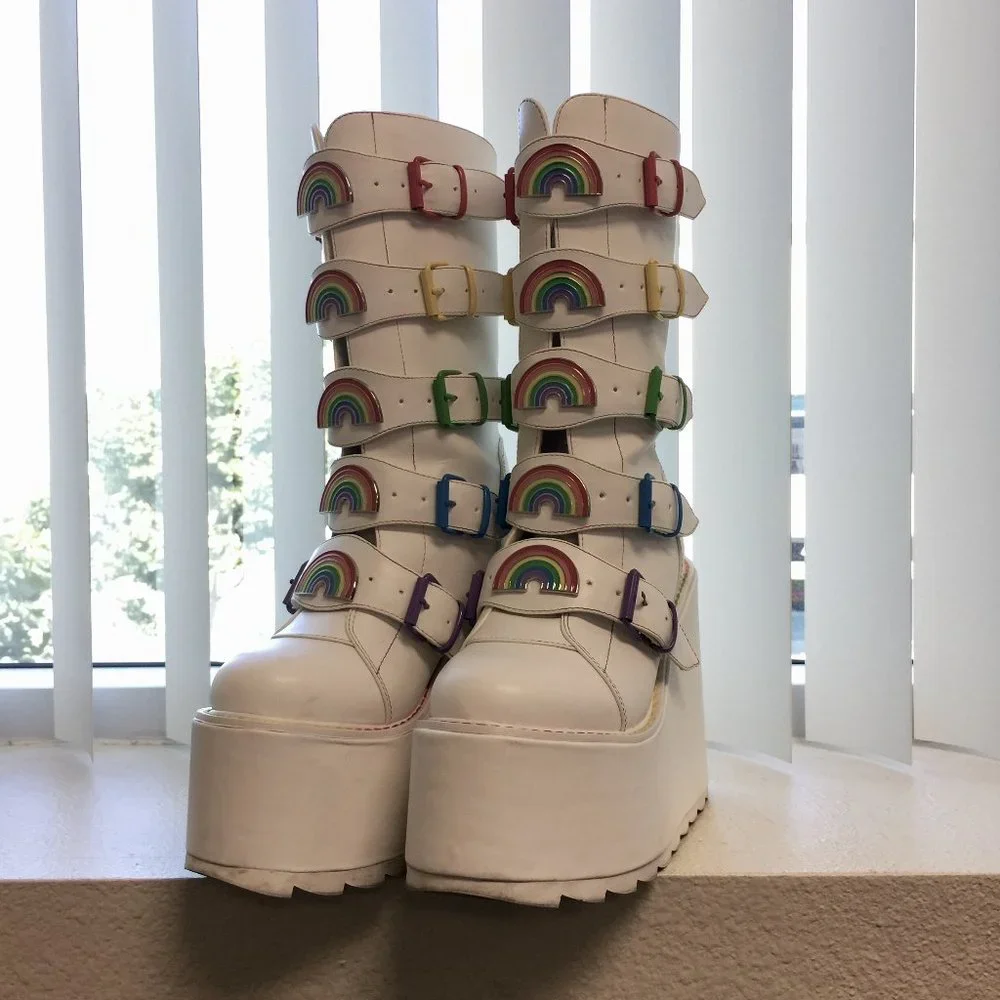 YRU White Platform Boots with Rainbow Buckles - Picture 1 of 6